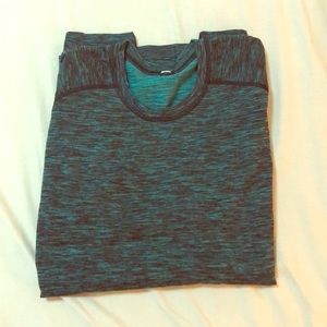LS Lululemon Green Metal Tech Vent (L)